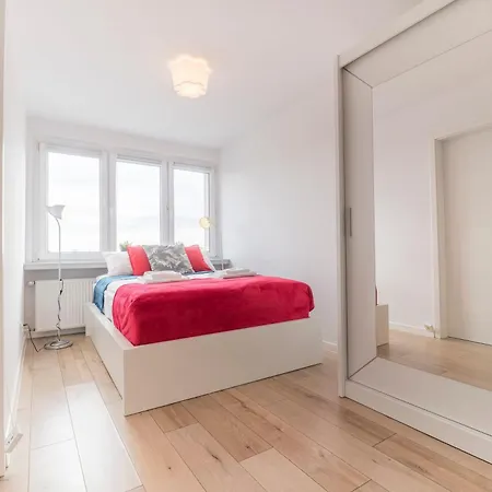 Legnicka Close To The Center Of By Rent Like