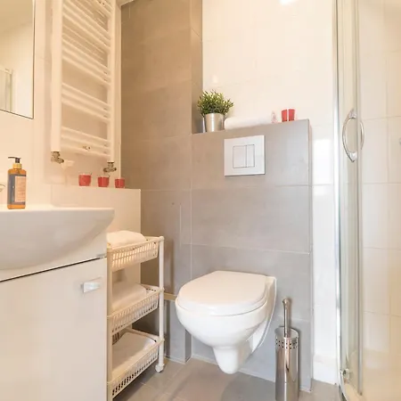 Legnicka Close To The Center Of By Rent Like Apartment Wroclaw
