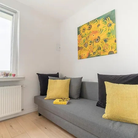 Legnicka Close To The Center Of By Rent Like Apartment *