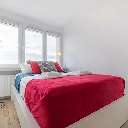 Legnicka Close To The Center Of By Rent Like
