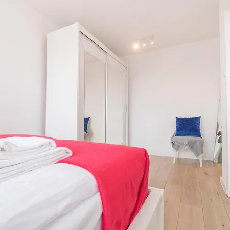 Apartment Legnicka Close To The Center Of By Rent Like Wroclaw